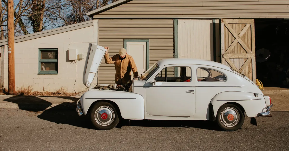 VASTUPIDAVUSE ETALON ⟩ 40 aastat, kümned Volvod ja üks auto, mida omanik kunagi ei müü