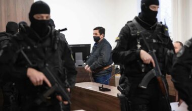 Slovakkia uuriva ajakirjaniku mõrva väidetav tellija astus uuesti kohtu ette