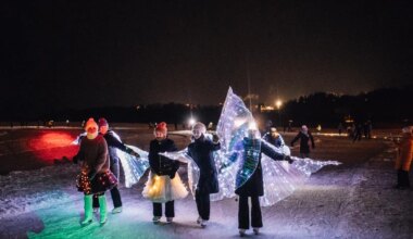 FOTOD ⟩ Viljandi ööuisutamine tõi järvejääle tuhat inimest
