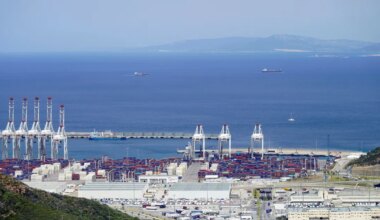 Hispaania jälgib Vahemerel arvatavat Venemaa varilaevastiku tankerit