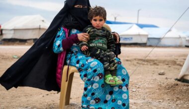 ÜLEVAADE ⟩ Ühendkuningriik toob ISISega seotud naisi ja lapsi Süüriast vaikselt tagasi