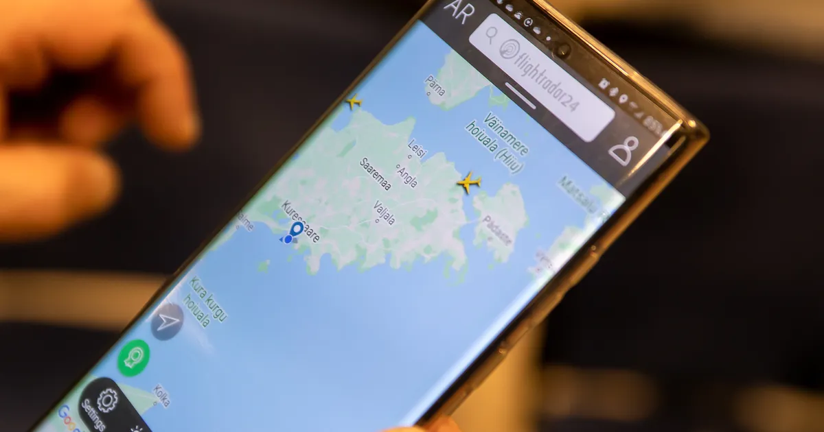 "Siseriiklikku lendamist tuleks käsitleda vaid kui hädapärast teenust." Minister Terras avaldas, miks sotsid saarlaste lennupileti hinda tõstsid