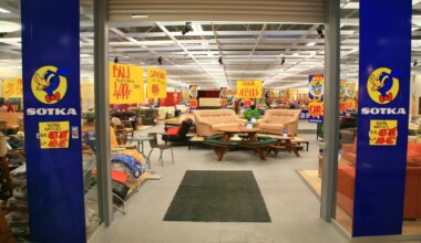 Legendaarsete mööblikettide Asko ja Sotka saatus ripub juuksekarva otsas