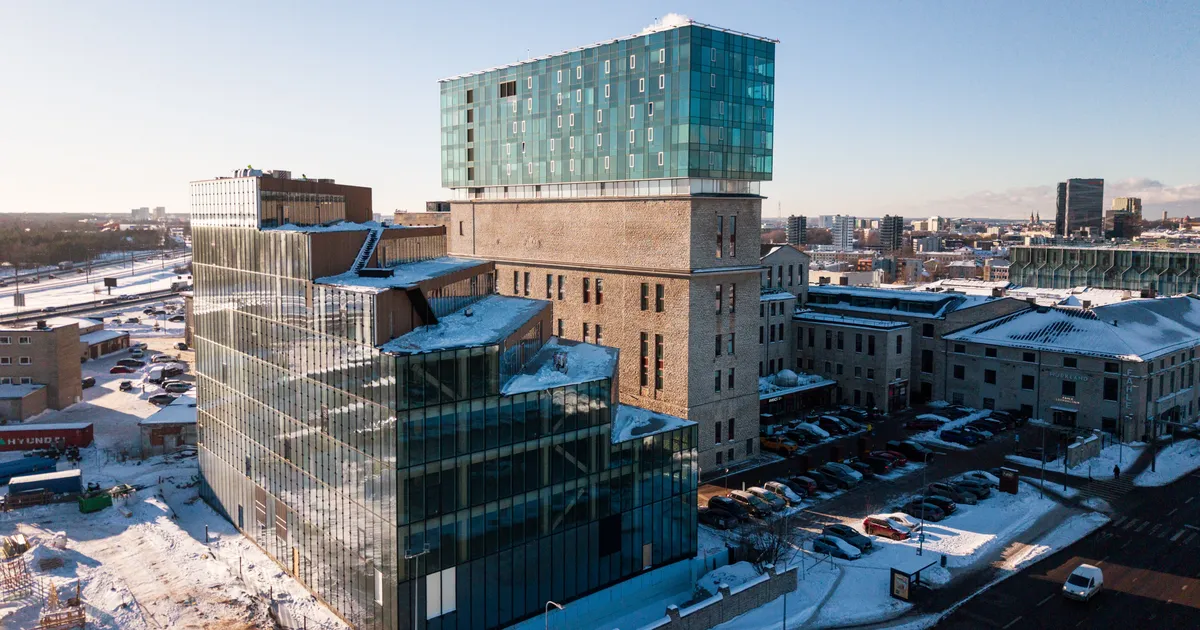 TIPPTASE ⟩ Fahle puidust kõrghoone eksklusiivsemad pinnad püstitasid üürihinna rekordeid