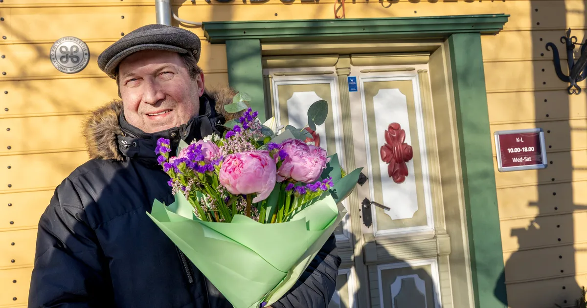 VIDEO JA PILDID ⟩ Uudis teenetemärgi pälvimisest lõi Elmar Tringi pahviks: «Võtab silma märjaks»