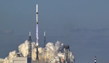 Bezose ettevõte peatab kosmoseturismi, et keskenduda Kuule