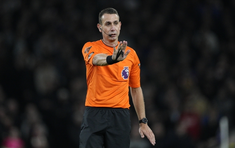 Häbistatud tippkohtunik pääses napilt vangiminekust