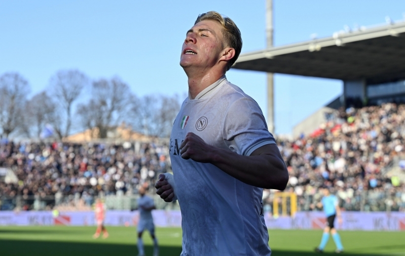 Napoli spordidirektor: Höjlund ei naase laenulepingu lõppedes Manchester Unitedisse