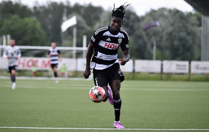 Welcost lahkusid kõik välismaalased ja veel viis mängijat