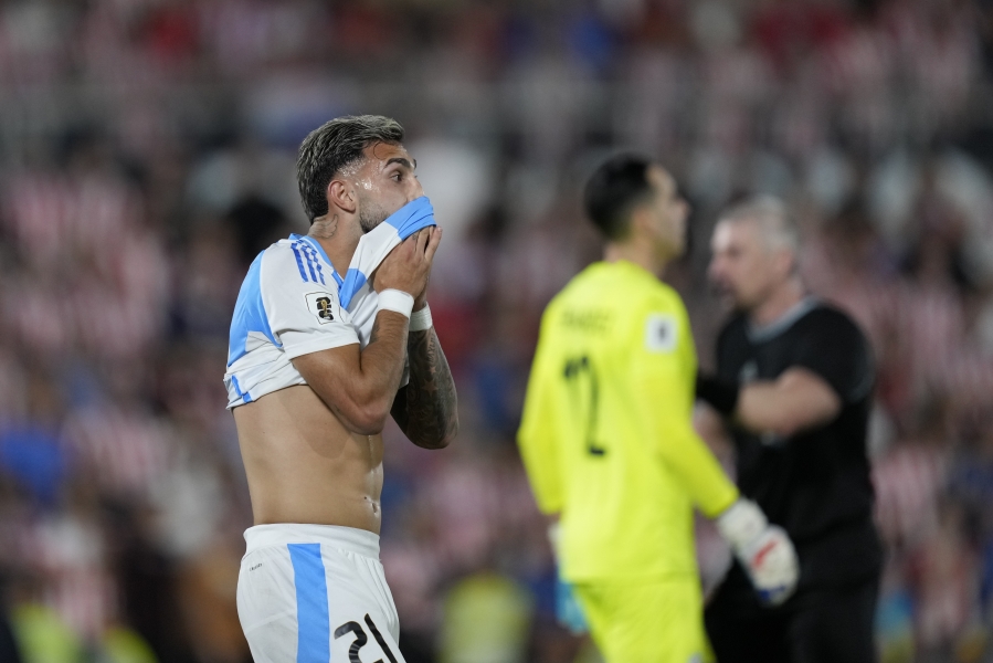 Väljalangemistsoonis virelev West Ham hankis Itaaliast koondises Messiga väljakut jaganud ründaja