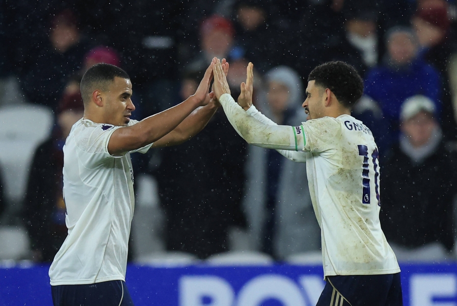 West Hamil on kõik kehvasti: staadion pooltühi, järjekordne kaotus ja ohutsoonist pääsemine kaugel