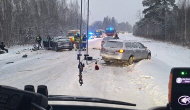 VIDEO | Tallinna-Narva maanteel toimus ahelavarii, kaks inimest viidi haiglasse