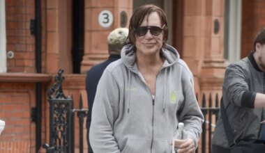 Mickey Rourke keeldus fännide annetatud 100 000 dollarist