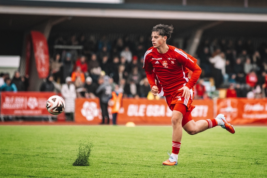 Harju omandas Esiliigasse pudenenud Kalevi keskkaitsja mängijaõigused