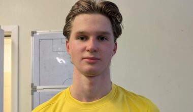 Mullu Esiliigas 15 väravat löönud ääreründaja sõlmis kolmeaastase lepingu Kuressaarega