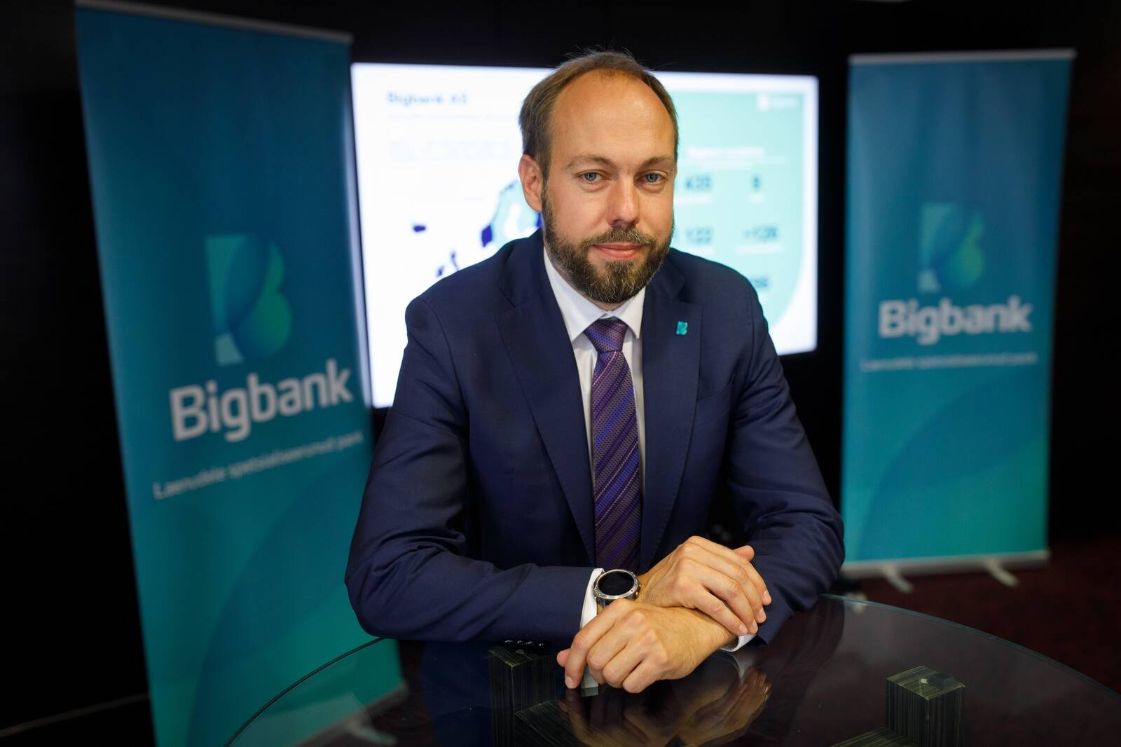 Bigbanki juhatuse esimees Martin Länts tutvustab hommikuprogrammis panga plaane kasvada universaalpangaks.