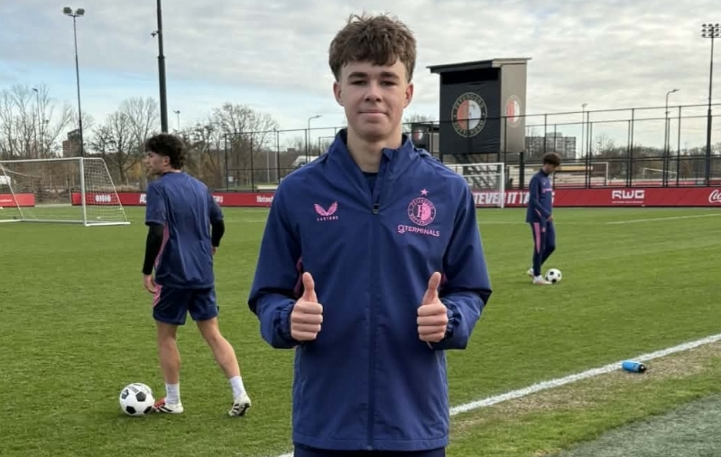 Feyenoord kutsus Alamaa oma treeningutele tagasi