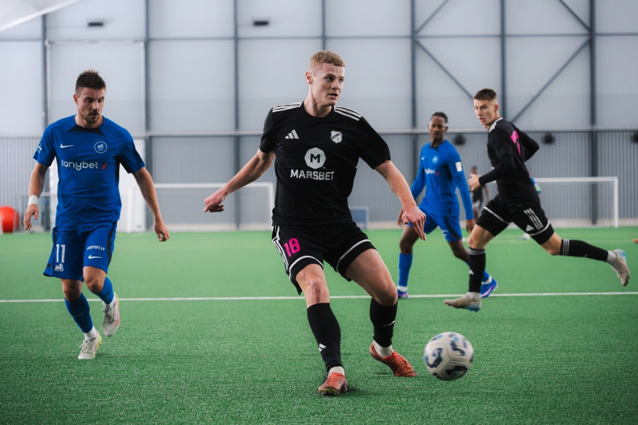 VAATA JÄRELE: Kalju korjas mängus RFS-iga oma võrgust kaks palli  (galerii!)