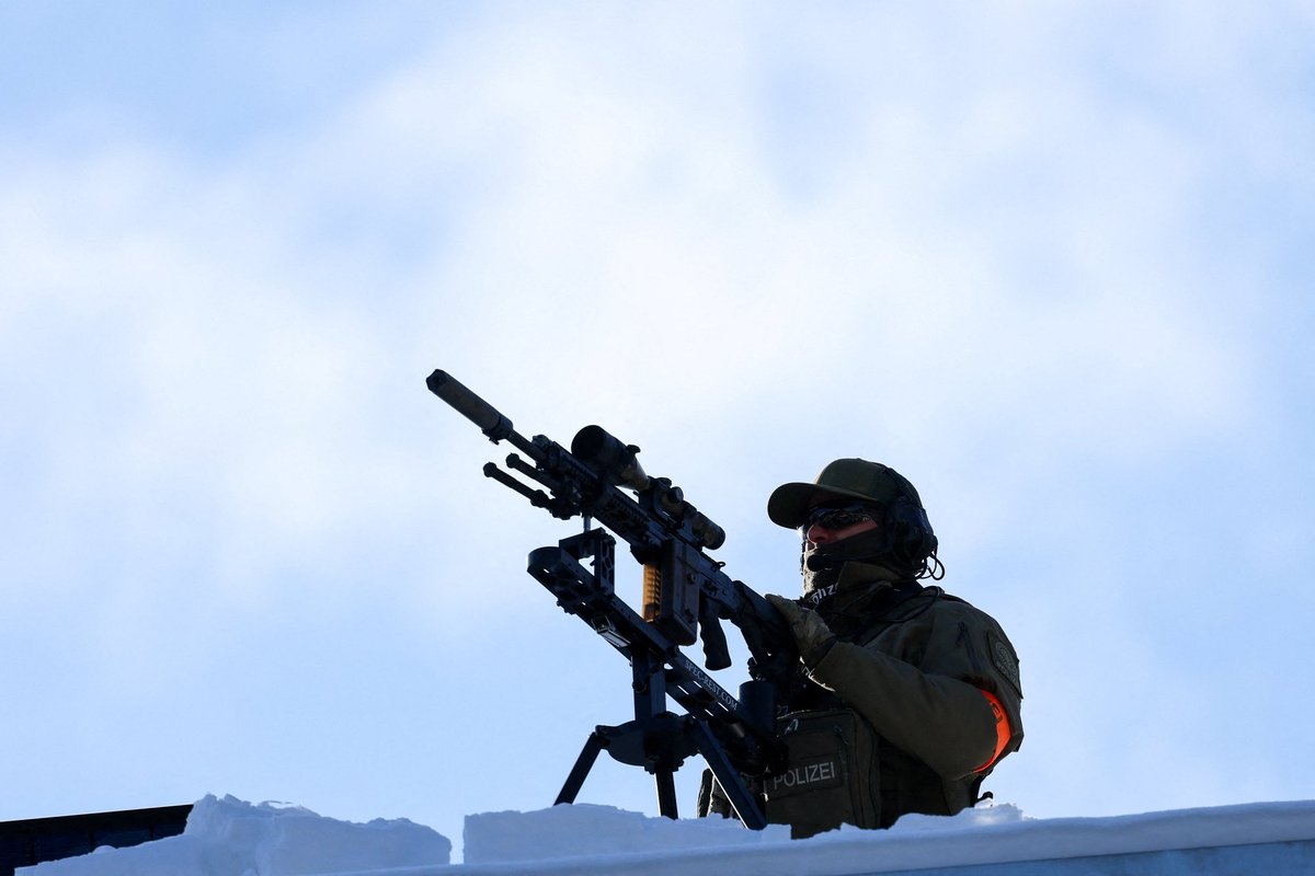 SÕJAPÄEVIK (1426. päev) | Üleilmse eliidi kokkutulek Davosis. Tüli Gröönimaa üle tumestab ka Ukraina kõnelusi