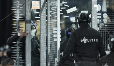 Kaos Hollandis! Politsei peksis Belgia klubi fännid staadionilt välja, mängijad lunastasid seevastu edasipääsu