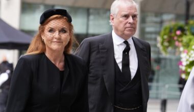 Andrew ja Sarah elavad viimaseid päevi Royal Lodge’is. Paar kolib lahku, kuid jääb laste ja lastelaste pärast suhtlema