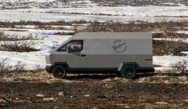 PILDID: Venemaal tuleb välja omamoodi küber-auto