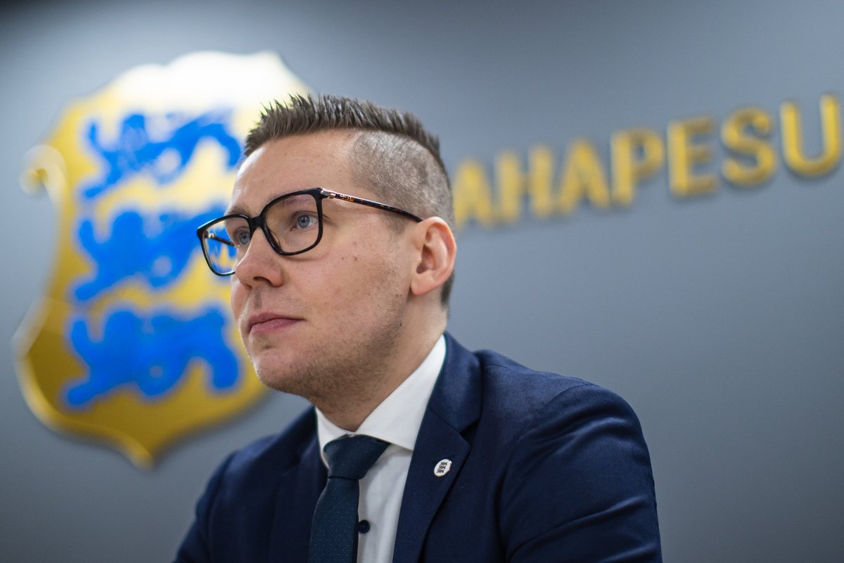 „See tuleb selgeks vaielda!“ Seadusepügalad ajasid LHV ja rahapesu andmebüroo tülli