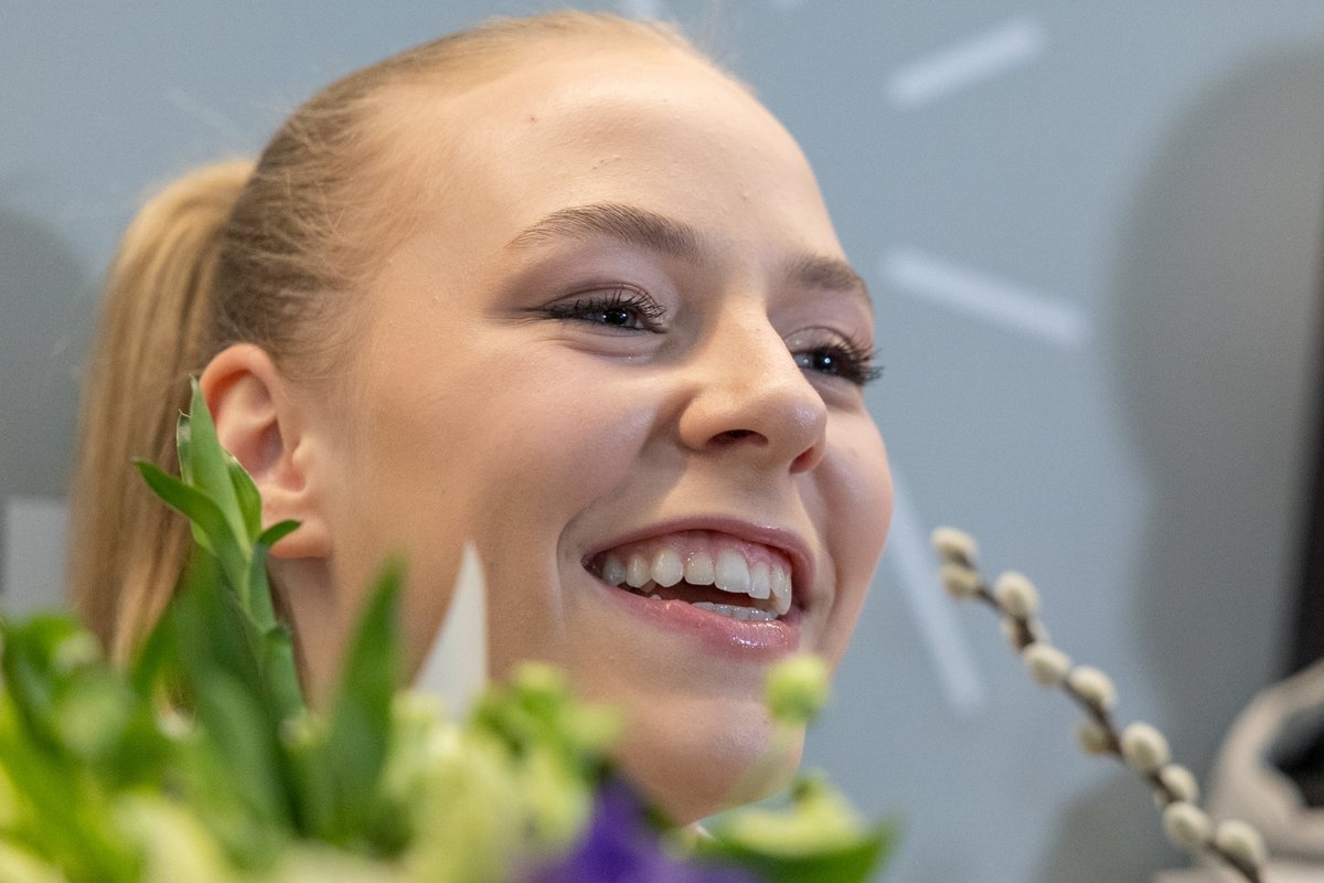 Niina Petrõkina saab endiselt Eesti olümpiauisutajalt kingiks hinnalise ehte