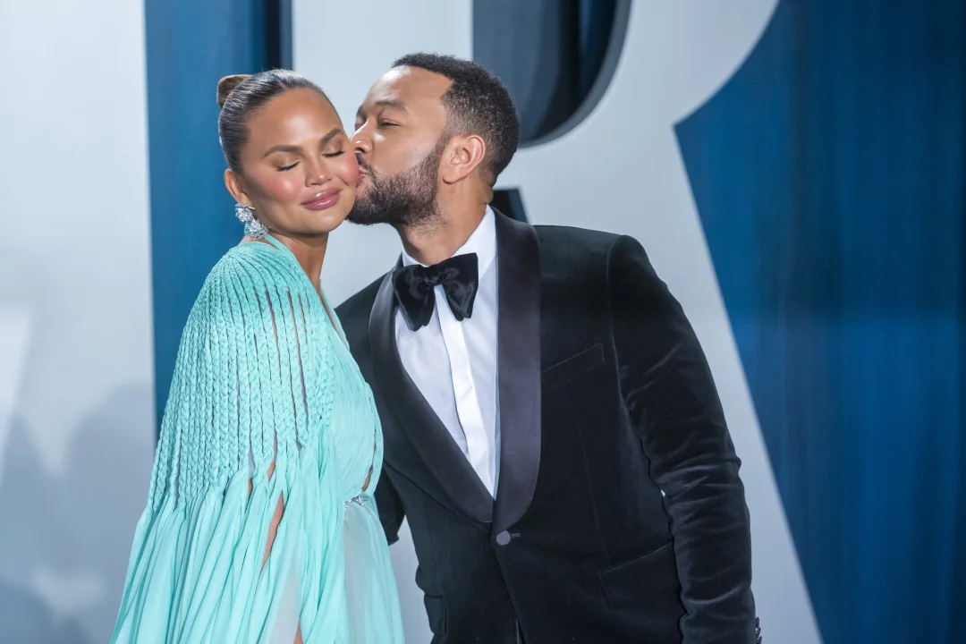Chrissy Teigen pole oma mehe ees kordagi puuksutanud