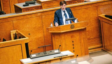 Opositsioon materdab hasartmängumaksu apsu eest võimuliitu | Eesti