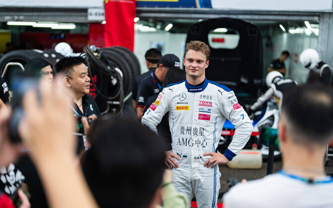 Ralf Aron stardib mainekal kestvussõidul | Autosport