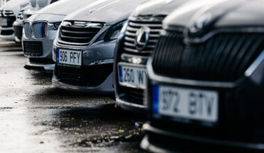 Uute sõiduautode müük langes aastaga kaks korda | Majandus