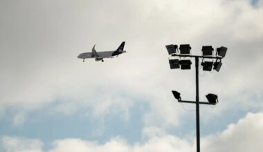 Vilniuse lennujaamas peatati mitmeks tunniks töö