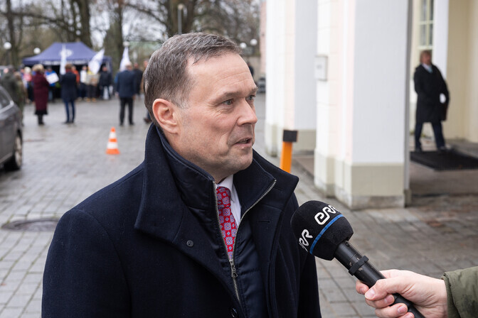 Õiguskomisjon muudab presidendi välja kuulutamata töölepinguseadust | Eesti