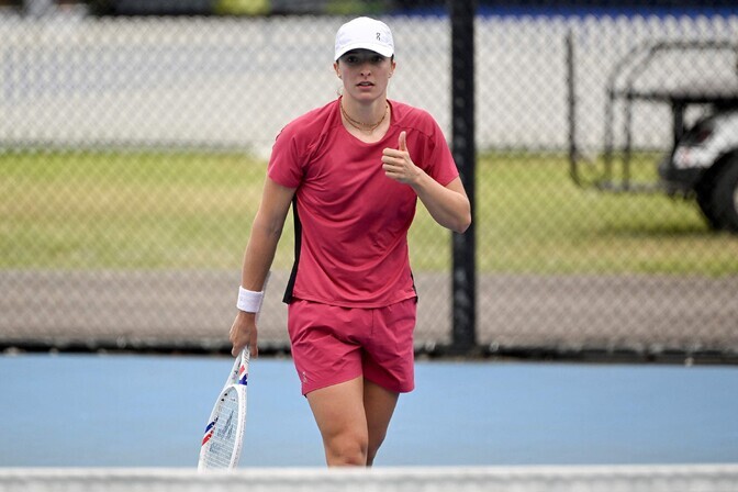 Swiatek: naiste tennis ei vajanud Sabalenka ja Kyrgiose mängu | Tennis