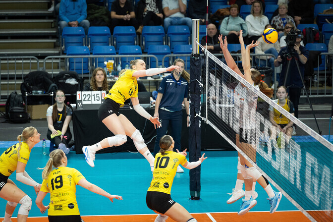 Rae Spordikool võttis karikafinaali kordusetenduses kindla võidu | Võrkpall