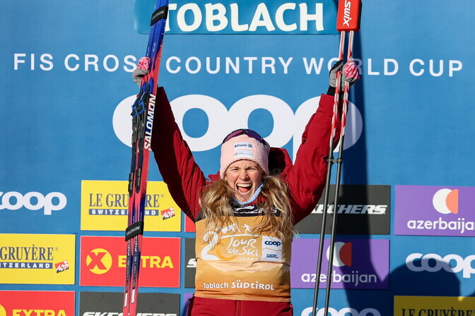 Diggins tuli Tour de Ski üldvõitjaks, viimase etapi võitis Simpson-Larsen | Suusatamine