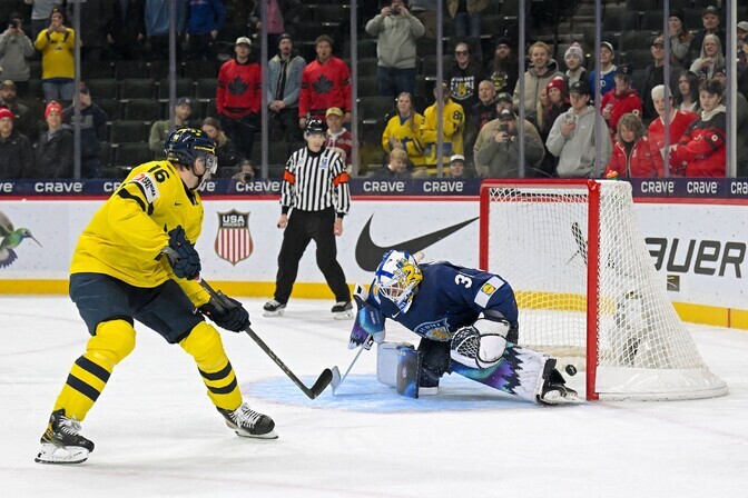 Rootsi jättis juba finaali õhku nuusutanud Soome kullamängust kõrvale | Jäähoki