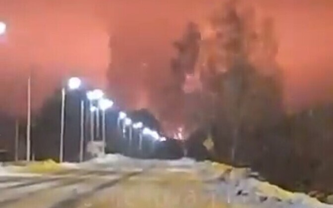 Sõja 1413. päev: Droonirünnaku tagajärjel süttis Venemaal Lipetski oblastis asuv naftahoidla | Välismaa