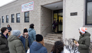 USA valitsus külmutab sotsiaalteenuste rahastuse mitmes demokraatide osariigis | Välismaa