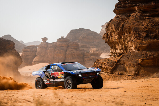 Ford teenis Dakari rallil kolmikvõidu, liidrina jätkab Lategan | Autoralli