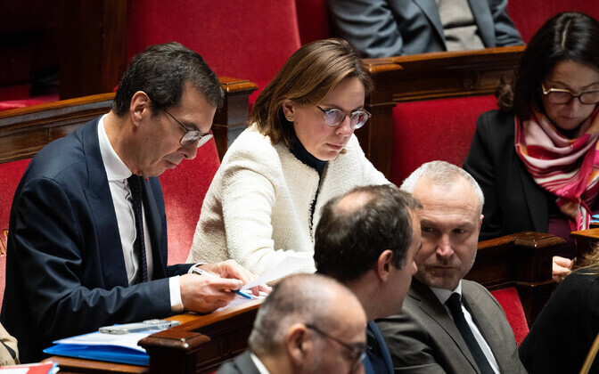 Prantsusmaa võib riigieelarve vastu võtta ilma parlamendihääletuseta | Välismaa