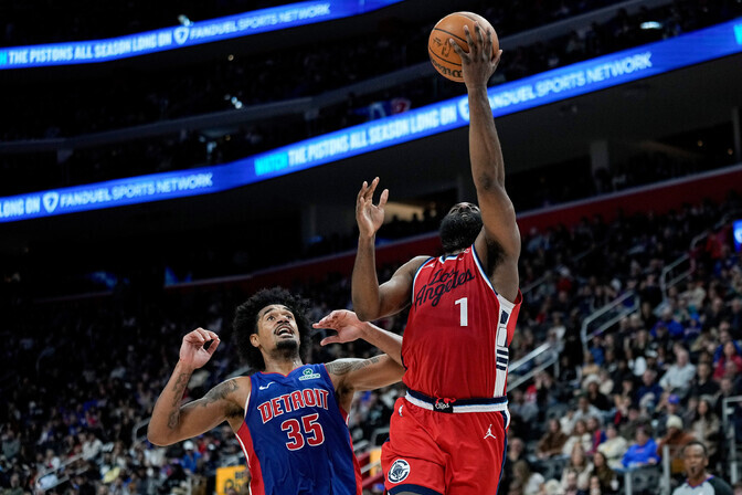 Idakonverentsi juhtiv Detroit Pistons mängis viimasel veerandil edu käest | Korvpall