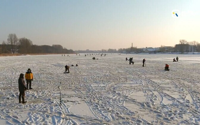 Mereinstituut hakkab uurima harrastajate kohapüüki Pärnu jõel | Eesti