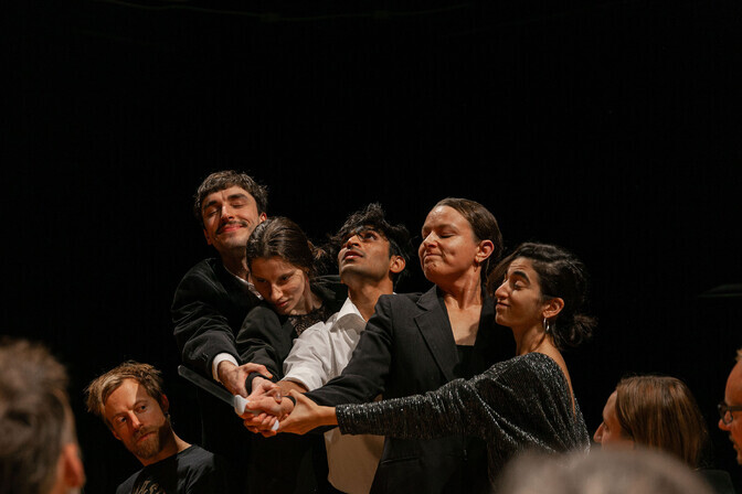 EMTA toob publiku ettekaasaegsete etenduskunstide magistrantide koosloomelavastused | Teater