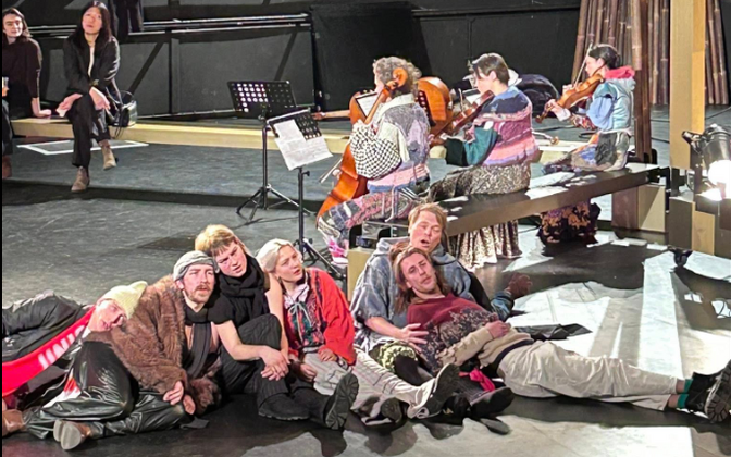 Berliinis esietendus Von Krahli ja saksa trupi koostöölavastus | Teater