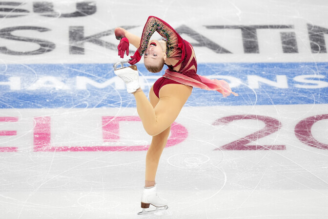 Isikliku rekordi uisutanud Petrõkina asus lühikava järel liidriks | Iluuisutamine