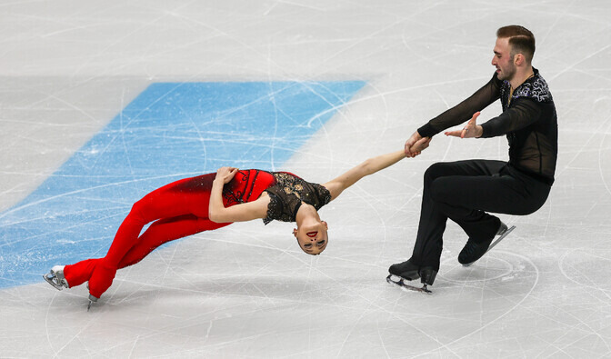TÄNA OTSE | EM-i esimesed medalivõitjad selguvad paarissõidus | Iluuisutamine