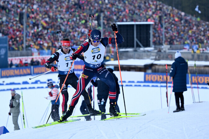 Viimasesse tiiru kaheksandana saabunud Dale-Skjevdal võitis jälitussõidu | Laskesuusatamine