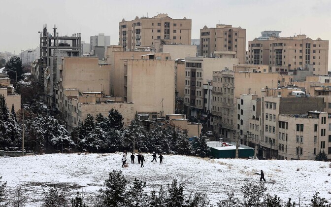 Pärast veriseid meeleavaldusi elavad iraanlased justkui sõjaseisukorras | Välismaa